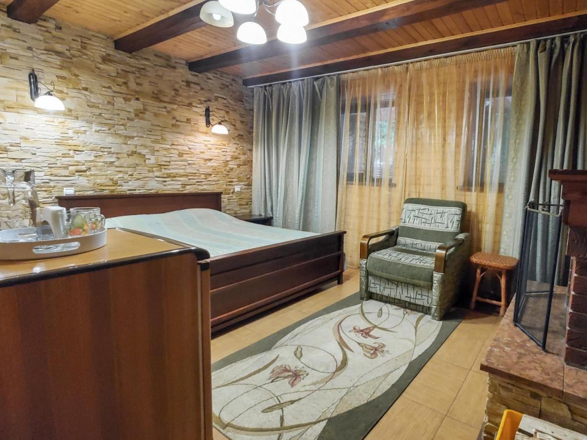 Elf-Cottage Tur'ya Paseka Εξωτερικό φωτογραφία