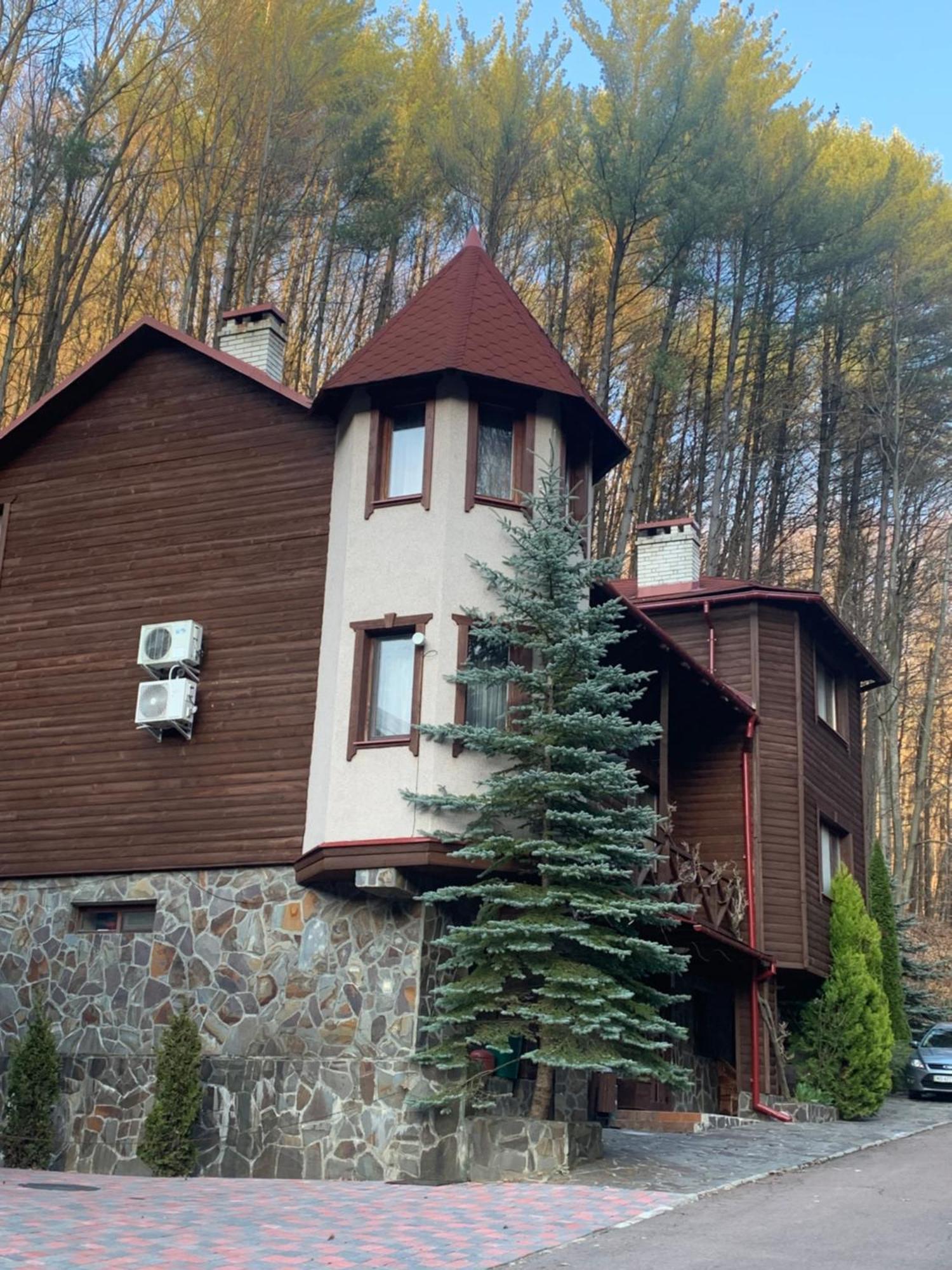 Elf-Cottage Tur'ya Paseka Εξωτερικό φωτογραφία