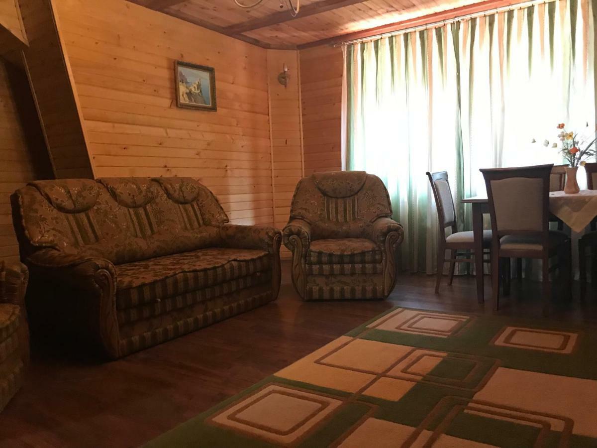 Elf-Cottage Tur'ya Paseka Εξωτερικό φωτογραφία